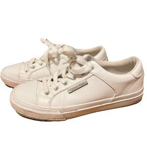 Calvin Klein Teona Sneakers Size 8 M White Lace Up Shoes Travel Preppy Tennis